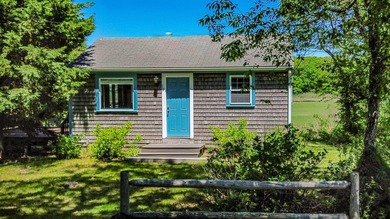 Rare opportunity to own a standalone, year-round waterfront - photo 10