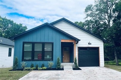 Grand Lake O the Cherokees Home For Sale in Monkey Island Oklahoma