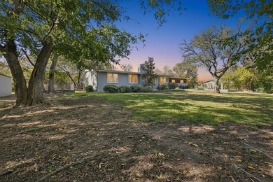 Lake Worth Home For Sale in Lakeside Texas