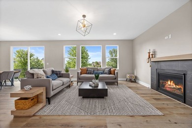 Brand New, Move-In Ready, Water Views Included! Perfectly - photo 11