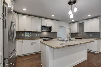 This one comes with the washer, dryer, dishwasher, refrigerator - photo 12