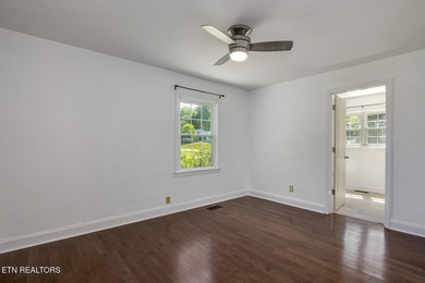 This one comes with the washer, dryer, dishwasher, refrigerator - photo 16