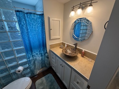 TURNKEY! LOT RENT ONLY 1060 a month, includes water, sewer - photo 17