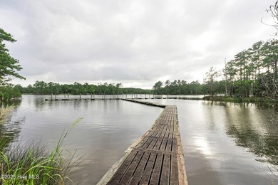 Located in The Cloisters, a waterfront community approximately - photo 22