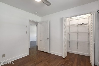 This one comes with the washer, dryer, dishwasher, refrigerator - photo 24