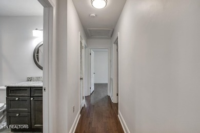 This one comes with the washer, dryer, dishwasher, refrigerator - photo 26