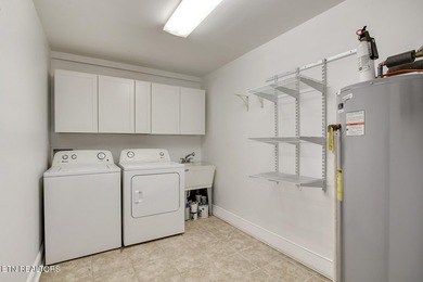 This one comes with the washer, dryer, dishwasher, refrigerator - photo 29