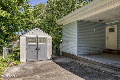 This one comes with the washer, dryer, dishwasher, refrigerator - photo 31