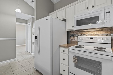 ~Charming Condo in the Established Community of Village at The - photo 8