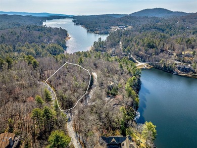 This exceptional corner lot in Lake Toxaway, NC, presents an - photo 12