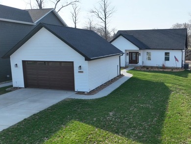 New Construction 3 bedroom/3 full bath Ranch Style with Walkout - photo 2
