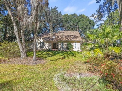 Back on the market at no fault of the seller. This mature lot - photo 3