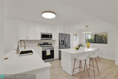 Lake Condo For Sale in Delray Beach, Florida