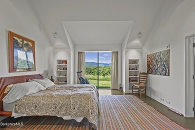 Uncommonly Superb View -- A Vermont Meadow Retreat Tucked - photo 30