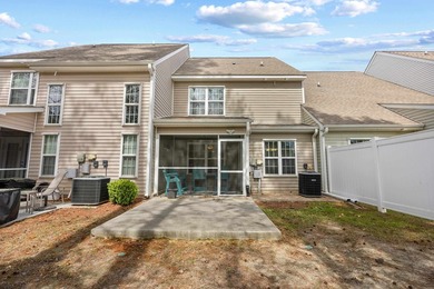 Welcome to this immaculate 2-bedroom, 2-bath TRUE townhome - photo 32