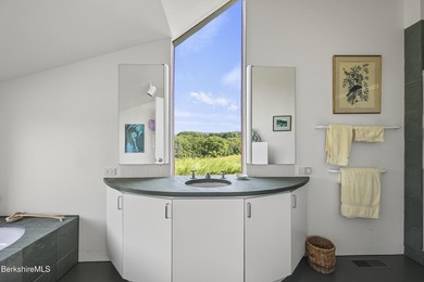 Uncommonly Superb View -- A Vermont Meadow Retreat Tucked - photo 35