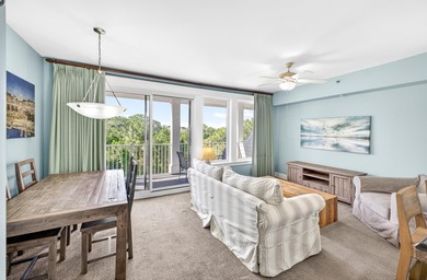 Discover relaxed coastal living in this beautifully furnished - photo 1
