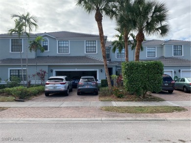 Lake Townhome/Townhouse Sale Pending in Naples, Florida