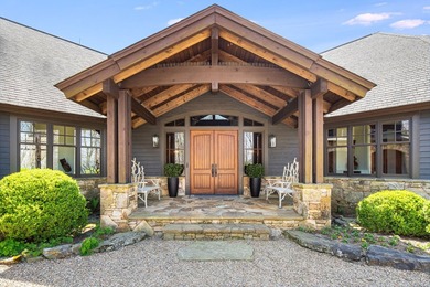 Windy Hill Lodge is an extraordinary mountain retreat set on 6.3 - photo 3