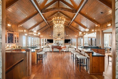 Windy Hill Lodge is an extraordinary mountain retreat set on 6.3 - photo 5