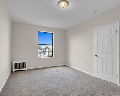 Absolutely beautiful, fully renovated co-op apartment in a