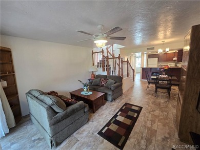 Fully-renovated townhome - your private oasis, located on the - photo 22