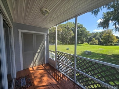 Fully-renovated townhome - your private oasis, located on the - photo 25