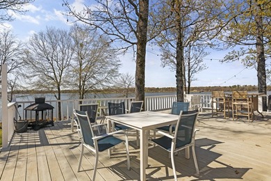 Welcome to this stunning waterfront lake house on Lake Bob - photo 26