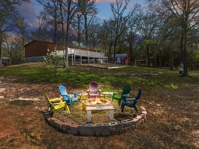 Welcome to this stunning waterfront lake house on Lake Bob - photo 28