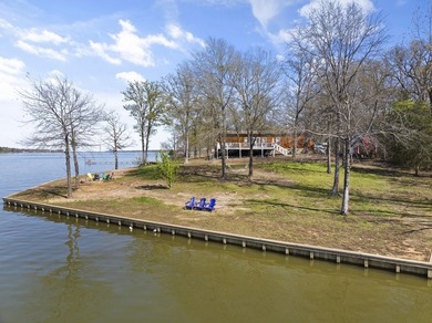 Welcome to this stunning waterfront lake house on Lake Bob - photo 29