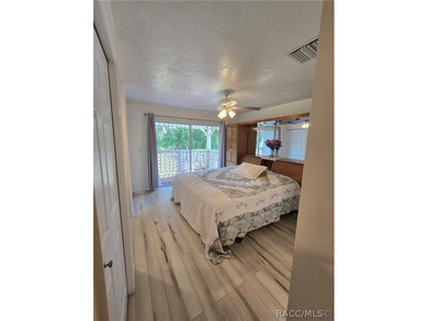 Fully-renovated townhome - your private oasis, located on the - photo 39