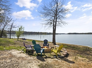 Welcome to this stunning waterfront lake house on Lake Bob - photo 40