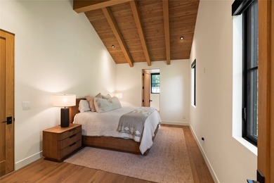 Peak Lakeside Luxury! Built by Malmquist Construction, this - photo 41