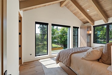 Peak Lakeside Luxury! Built by Malmquist Construction, this - photo 43