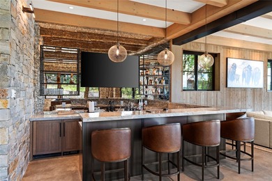 Peak Lakeside Luxury! Built by Malmquist Construction, this - photo 49