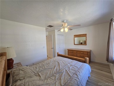 Fully-renovated townhome - your private oasis, located on the - photo 49