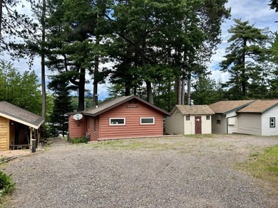 YEAR AROUND NATURAL GAS AND ELECTRIC SERVICE IS AVAILABLE. THIS - photo 6
