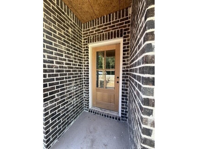 Builder Incentives Available! Seller offering 2% closing cost - photo 11
