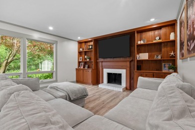 A quiet ranch wrapped in mature trees, soft natural light, and a - photo 13