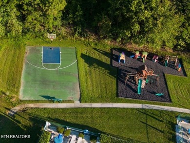 Ideal building homesite in Oak Ridge's upscale Rivers Run gated - photo 15
