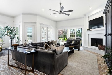 Luxury Living Redefined on a One-Acre Estate Completely - photo 15