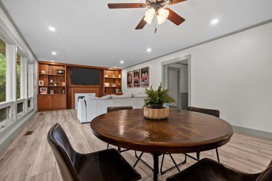 A quiet ranch wrapped in mature trees, soft natural light, and a - photo 16