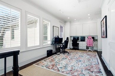 Luxury Living Redefined on a One-Acre Estate Completely - photo 22
