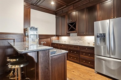 Luxury Living Redefined on a One-Acre Estate Completely - photo 28