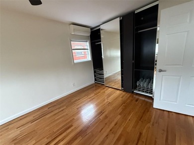 BEST OF MILL BASIN! Semidetached, brick duplex 1 family. This - photo 4