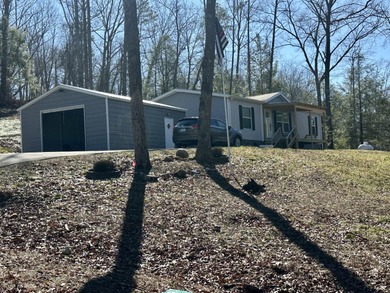 NEW DOUBLEWIDE WITH SEASONAL LAKE VIEW WOOD CREEK LAKE - photo 3