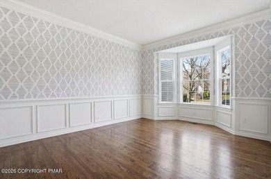 Available after May 1st, this exceptional Toll Brothers townhome - photo 18