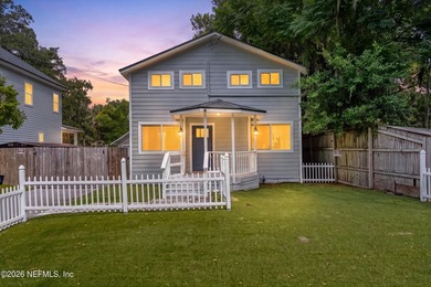 Walk to park, River, Schools! Beautifully updated 4 bdrm 3 ba - photo 1