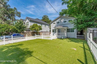 Walk to park, River, Schools! Beautifully updated 4 bdrm 3 ba - photo 3