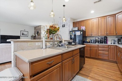 Available after May 1st, this exceptional Toll Brothers townhome - photo 35